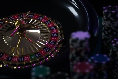 prediksi singapore featured game showcase